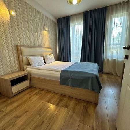 Hotel Lile Tbilisi Buitenkant foto