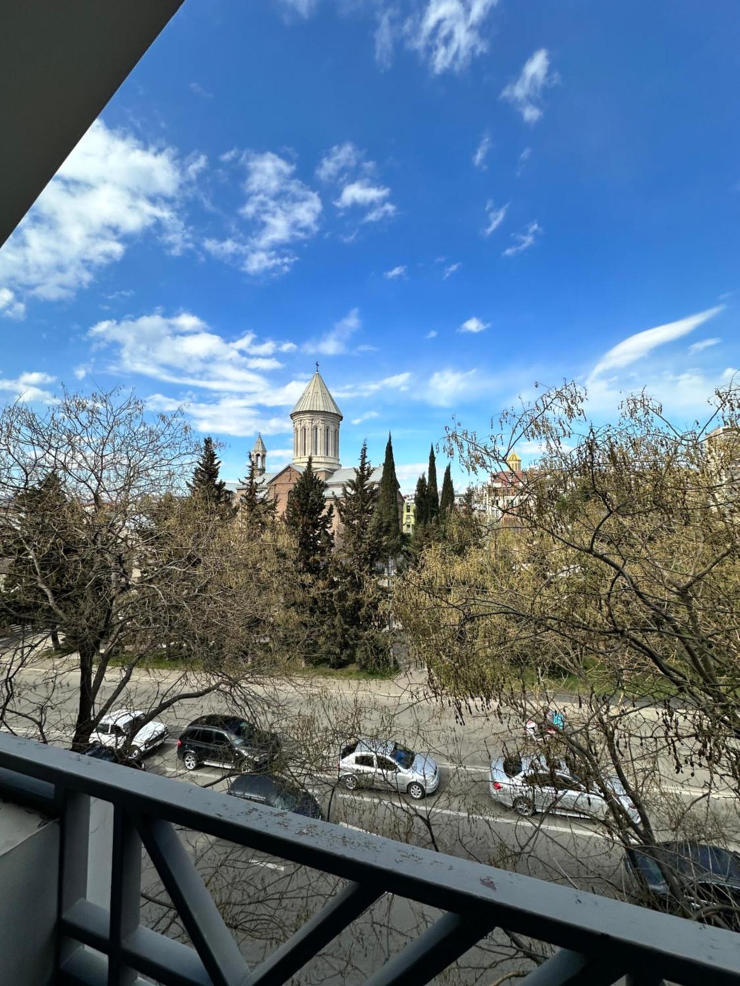 Hotel Lile Tbilisi Buitenkant foto